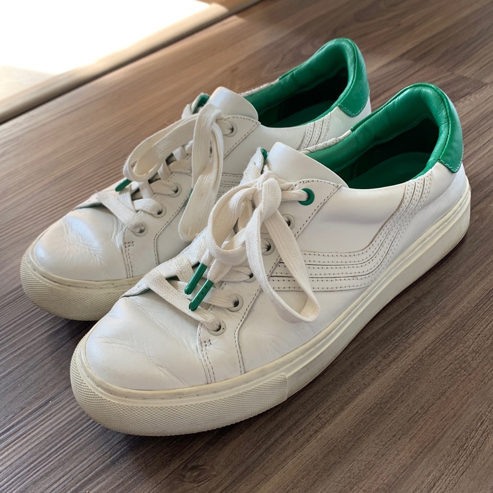 Tory sport chevron sneaker